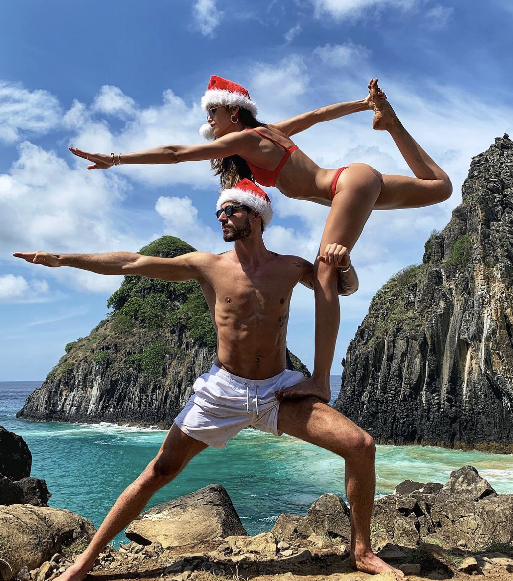 Logo no início do relacionamento, casal fez a trend em Fernando de Noronha. Foto: Reprodução/redes sociais