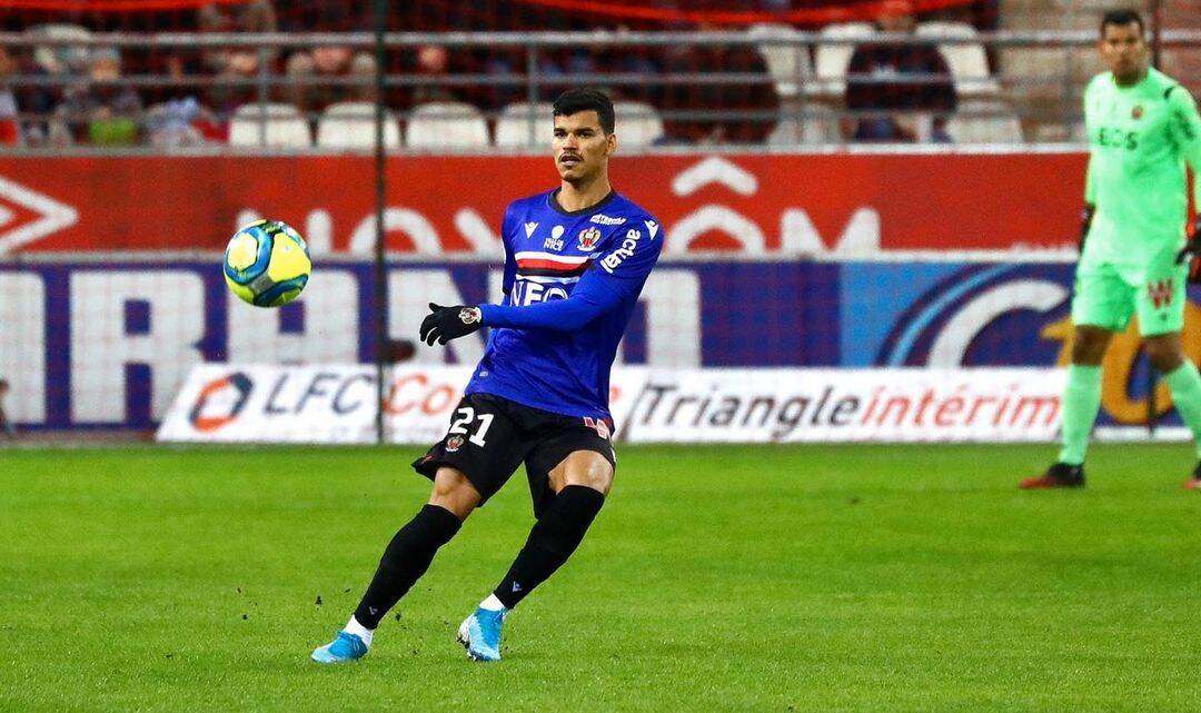 Danilo Barbosa é apresentado como reforço no Botafogo e se emociona ao  lembrar perda de filha: 'Quero voltar a jogar futebol com alegria' -  FogãoNET