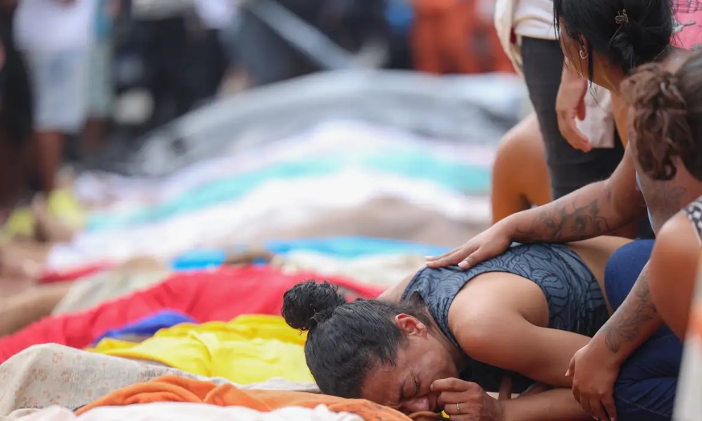Operação Contenção em imagens: cenário de guerra Tomaz Silva/Agência Brasil