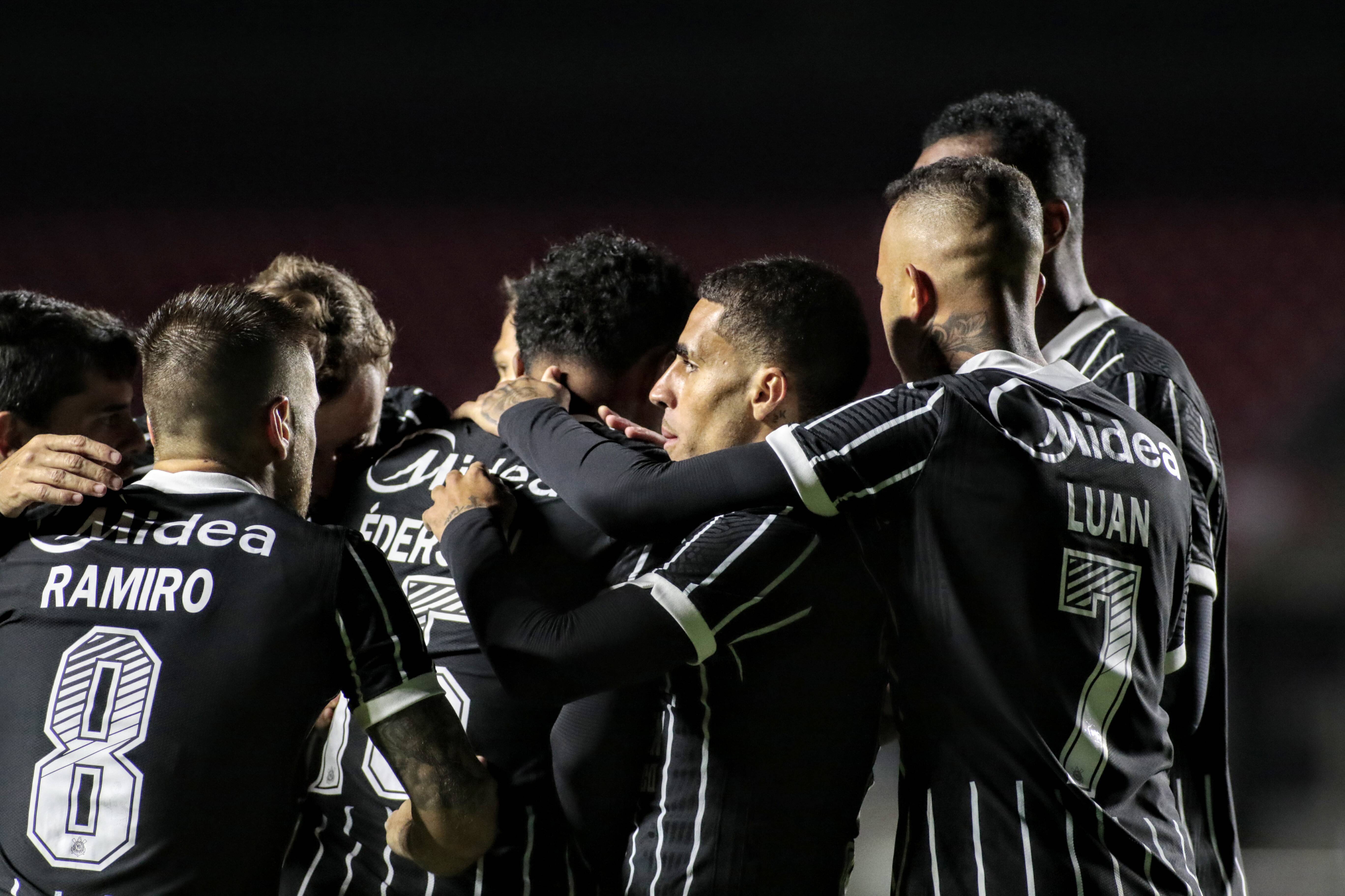 Lances do jogo do Corinthians. Foto: Rodrigo Coca/Agência Corinthians