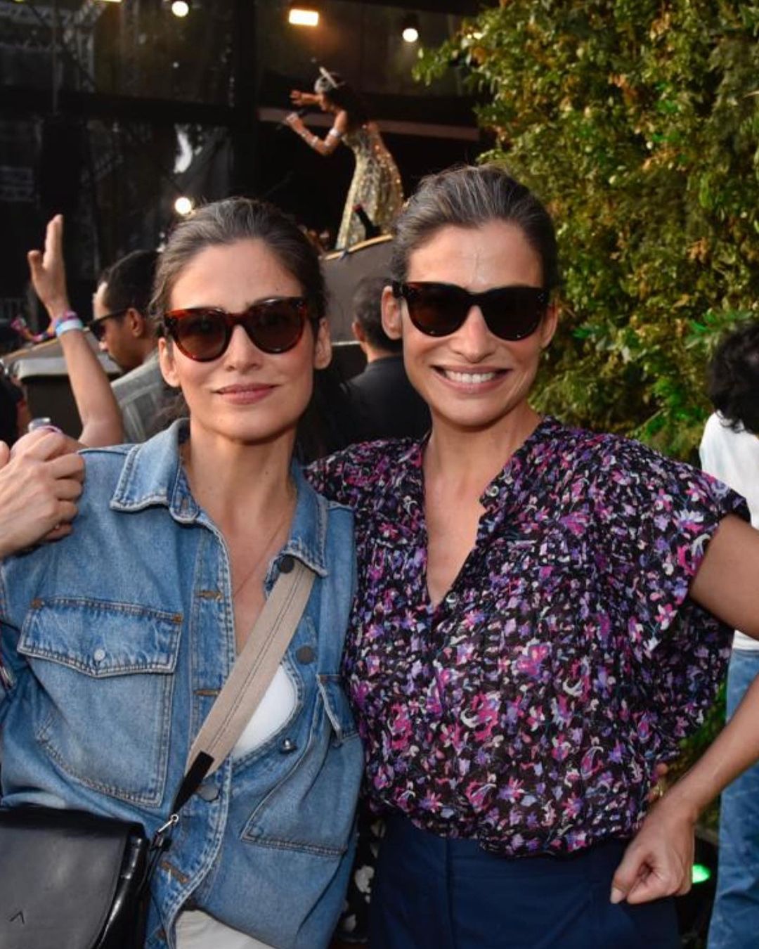Renata Vasconcellos confunde web com foto com a irmã gêmea Reprodução/Instagram