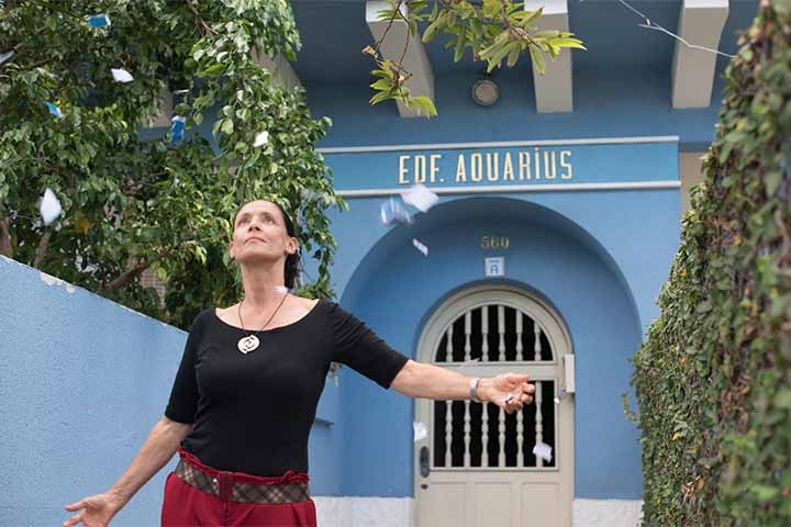 Indicada a prêmios como Globo de Ouro, Bafta e Emmy no transcorrer de sua carreira, Sônia Braga participou de clássicos do cinema nacional e também de novelas que marcaram época. 
 Reprodução: Flipar
