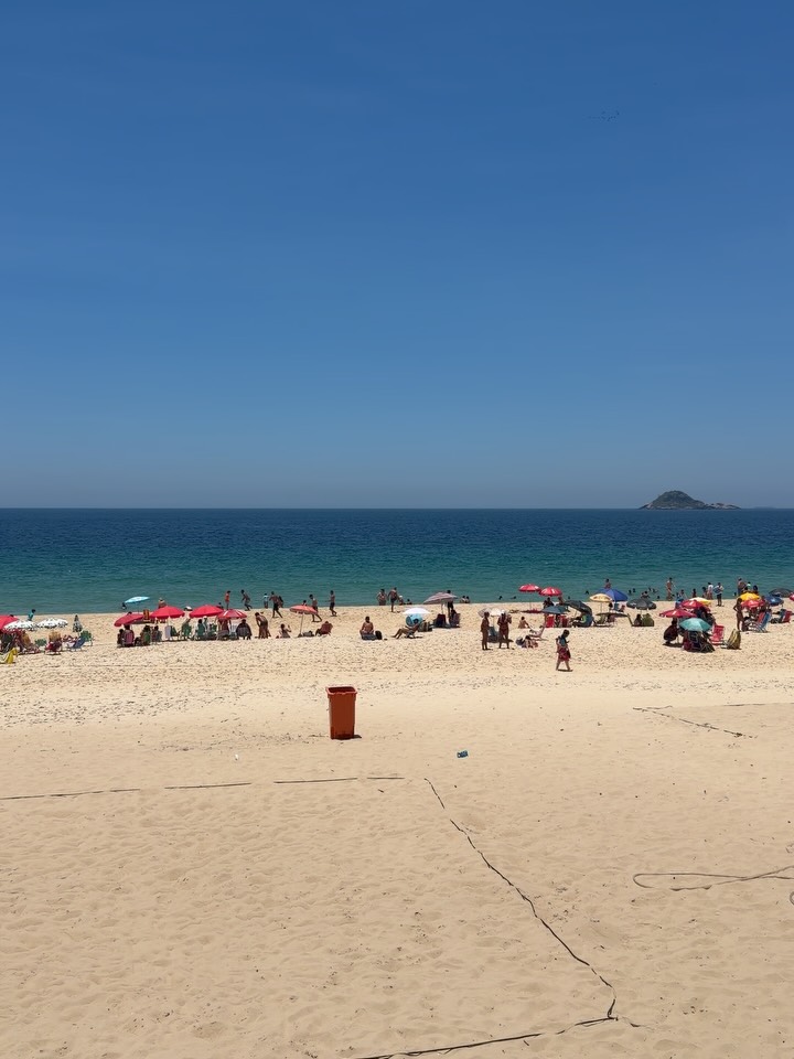 Léo Pereira publica fotos com Karoline Lima no Rio e web comenta romance. Foto: Instagram