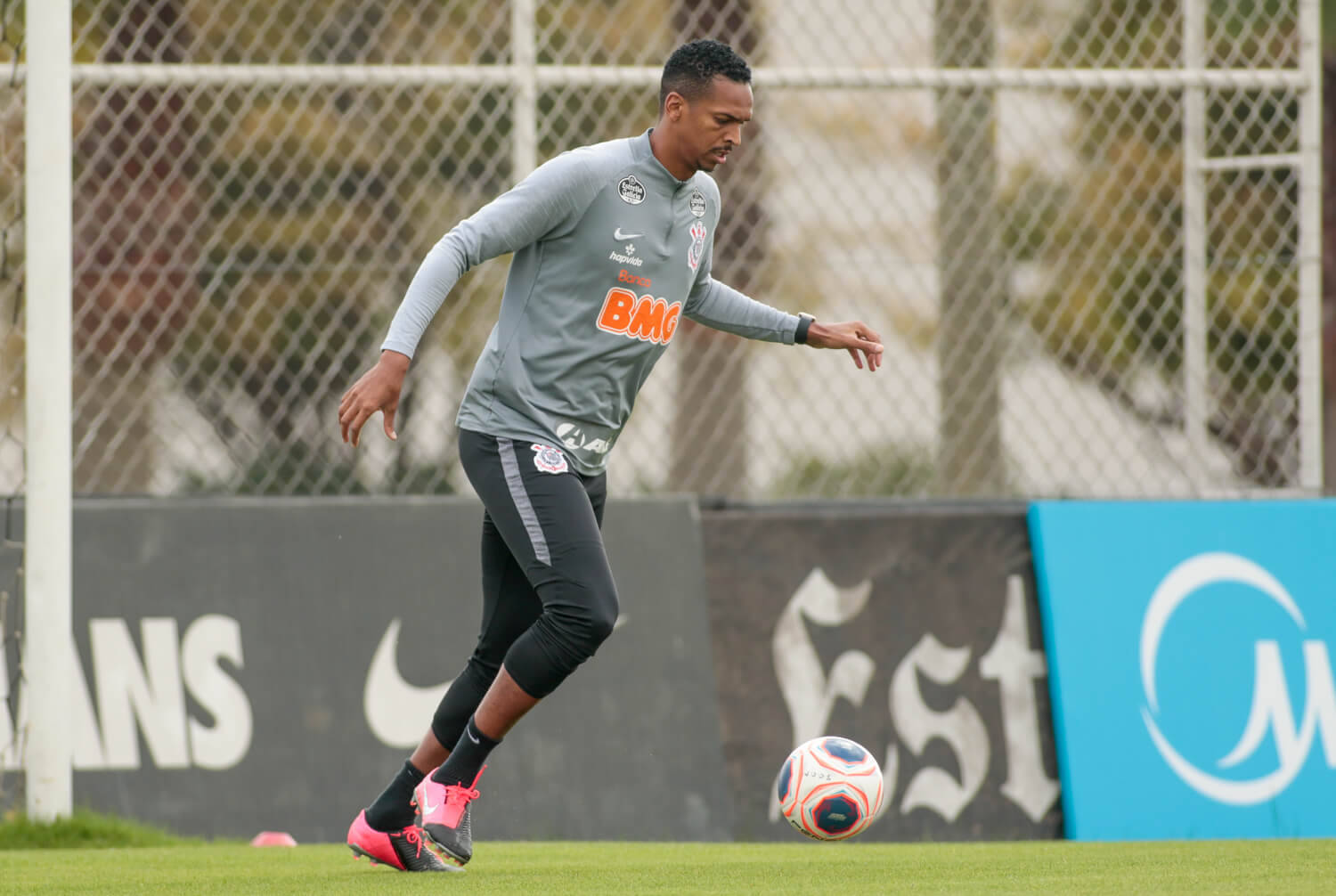 Corinthians faz mais um treino Instagram