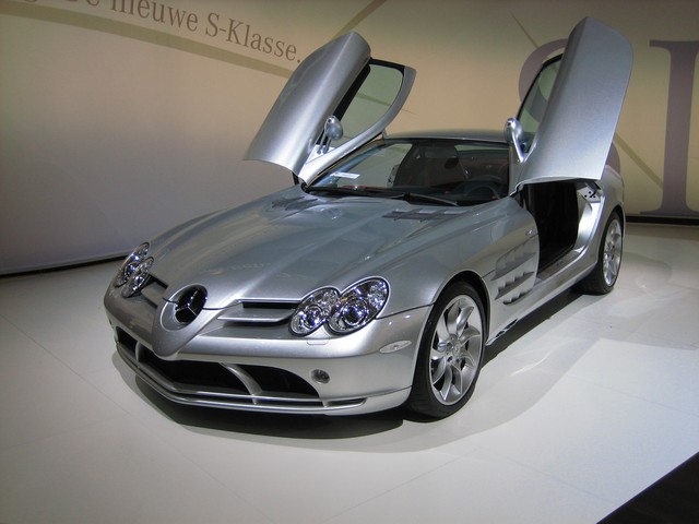 Mercedes-Benz SLR McLaren - US$ 748,5 mil (R$ 3,5 milhões). Foto: Reprodução
