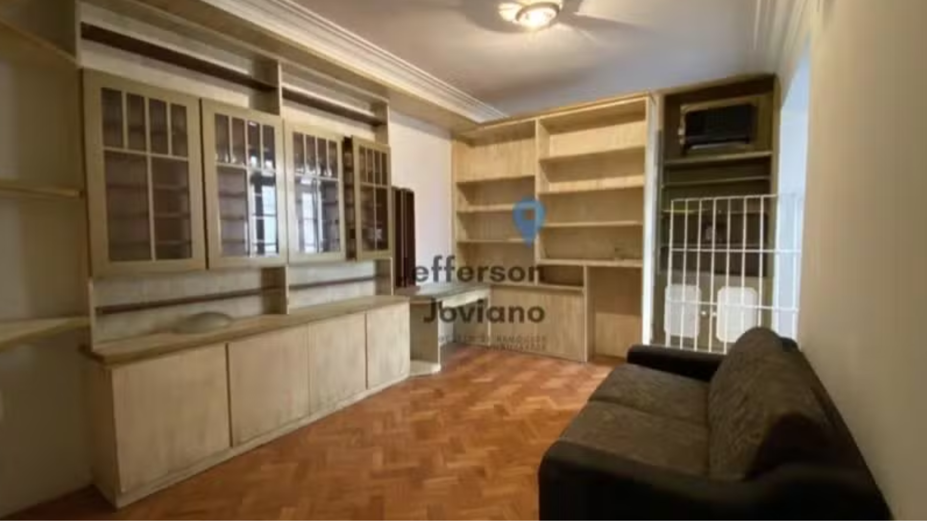 Fotos do apartamento de Renato Russo, que está à venda.. Foto: Divulgação