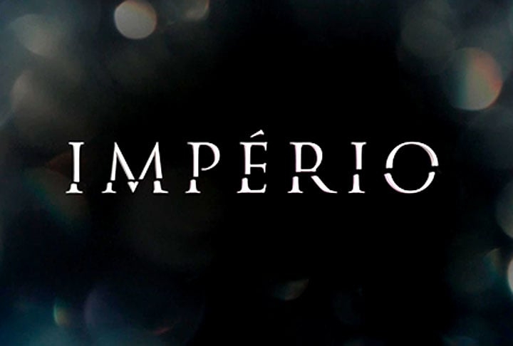 Em ‘Império’, exibida em 2014, o protagonista Comendador José Alfredo, interpretado por Alexandre Nero, era perseguido por um desafeto anônimo que utilizava o pseudônimo de Fabrício Melgaço.  Reprodução: Flipar