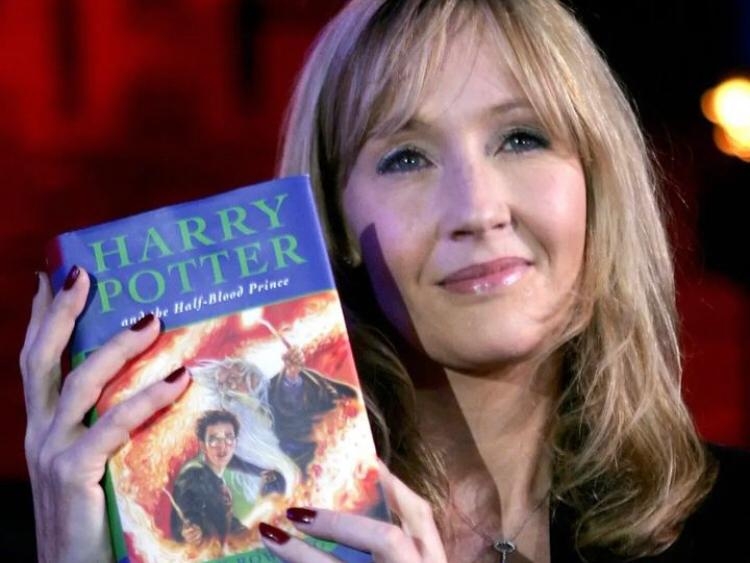Depois de ser atacada, Rowling se defendeu dizendo que “conhece e ama pessoas trans” e que “tem empatia por pessoas trans há décadas”.