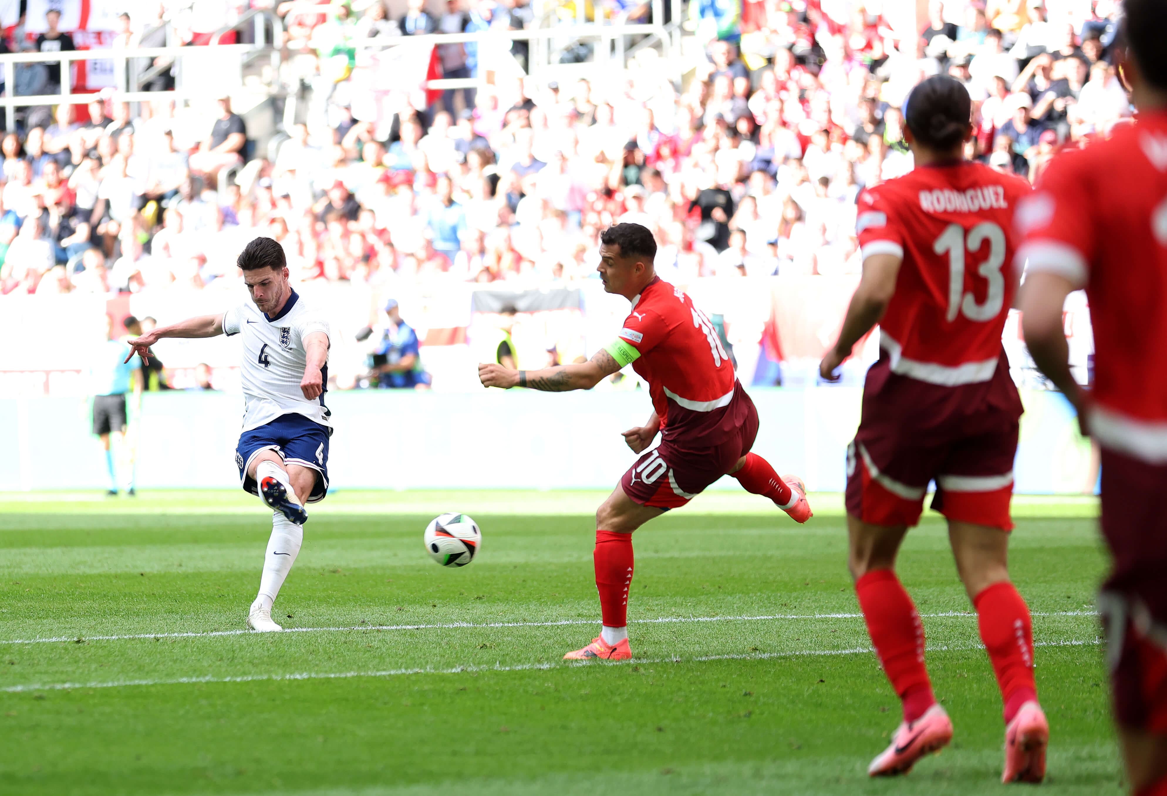 Inglaterra x Suíça (Foto: X/Uefa Euro 2024 e X/England)