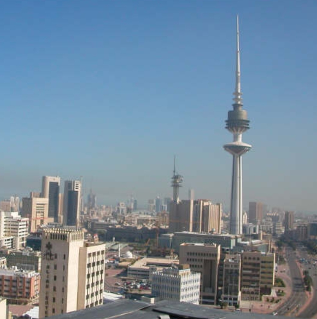 Liberation Tower - 372 metros - Kuwait - Fica na Cidade do Kuwait e foi inaugurada em 1996. Além de ser usada para telecomunicação, oferece uma vista panorâmica aos visitantes. A torre se tornou símbolo da libertação do Kuwait do Iraque, em 1991 Reprodução: Flipar