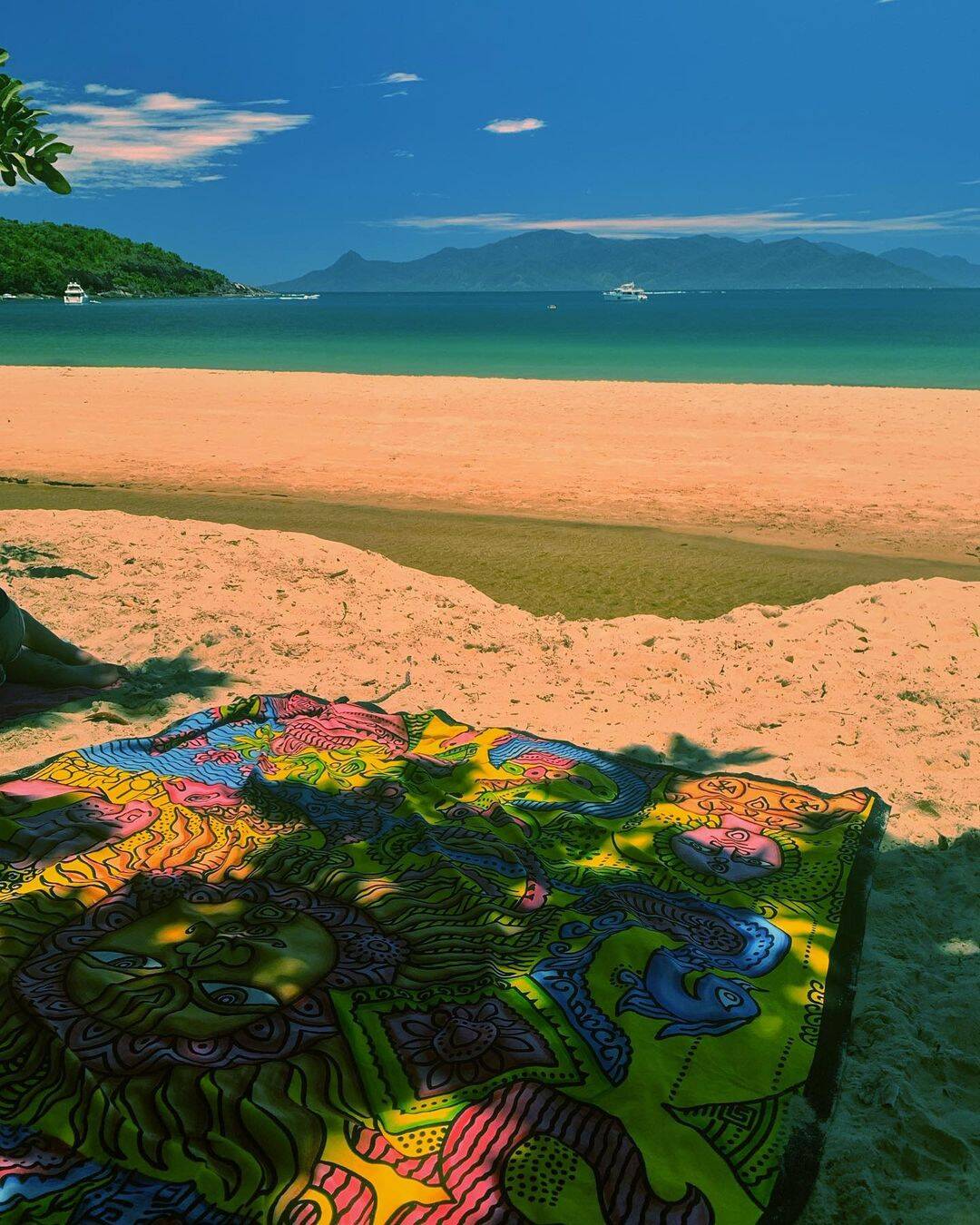 A praia de Ponta Aguda é vista como um local de paz e descanso. Foto: Reprodução/Instagram