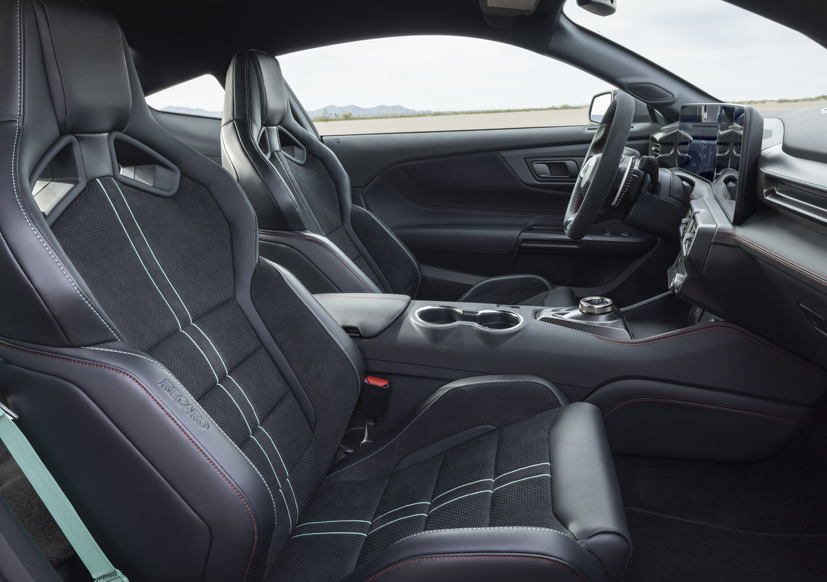 Bancos do Ford Mustang Dark Horse SC Track Pack. Foto: Ford/Divulgação