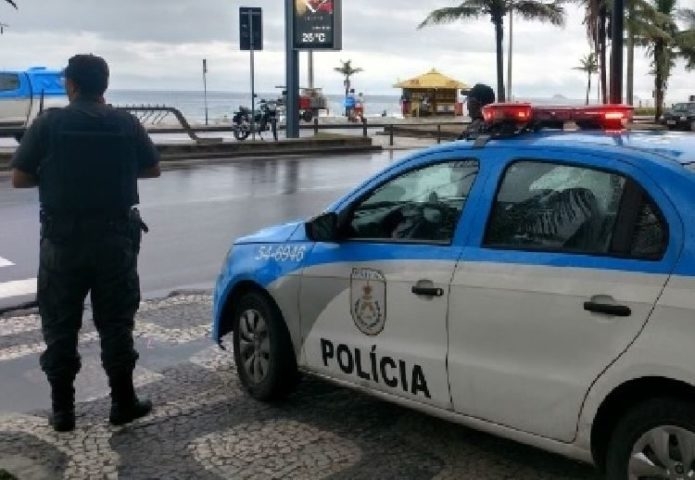 Policiais do 31º BPM (Recreio dos Bandeirantes) efetuaram buscas, mas ninguém foi preso.