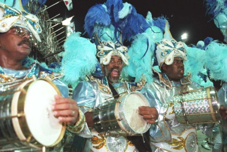 Com o tempo, as baterias se tornaram cada vez mais complexas e sofisticadas, e hoje são um dos elementos mais importantes do carnaval. Reprodução: Flipar