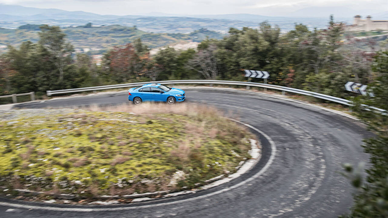 Volvo S60 e V60 Polestar. Foto: Divulgação