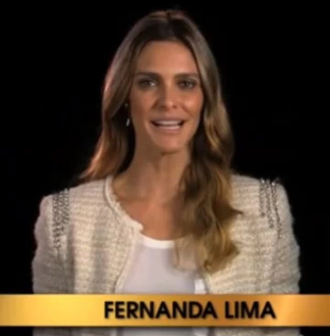 Em 2014, foi convidada pela FIFA para apresentar o sorteio da Copa do Mundo e a premiação Bola de Ouro, sendo reconhecida internacionalmente como uma das principais figuras da mídia brasileira  .
. Foto: Reprodução: Flipar