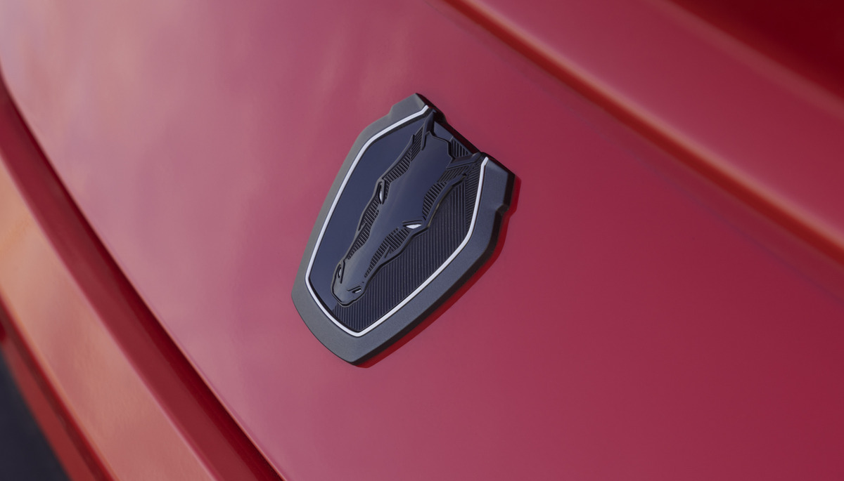 Logo do Ford Mustang Dark Horse SC. Foto: Ford/Divulgação