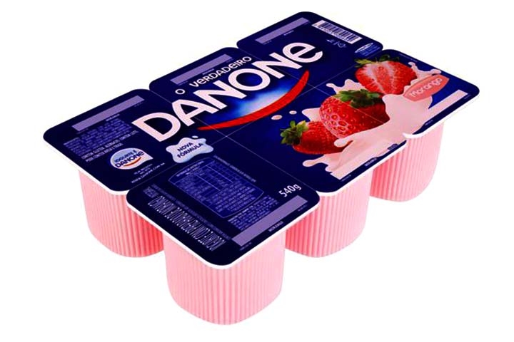 Danone - Nome de uma multinacional de produtos alimentícios, é empregado informalmente para designar iogurtes em geral. 

 Reprodução: Flipar