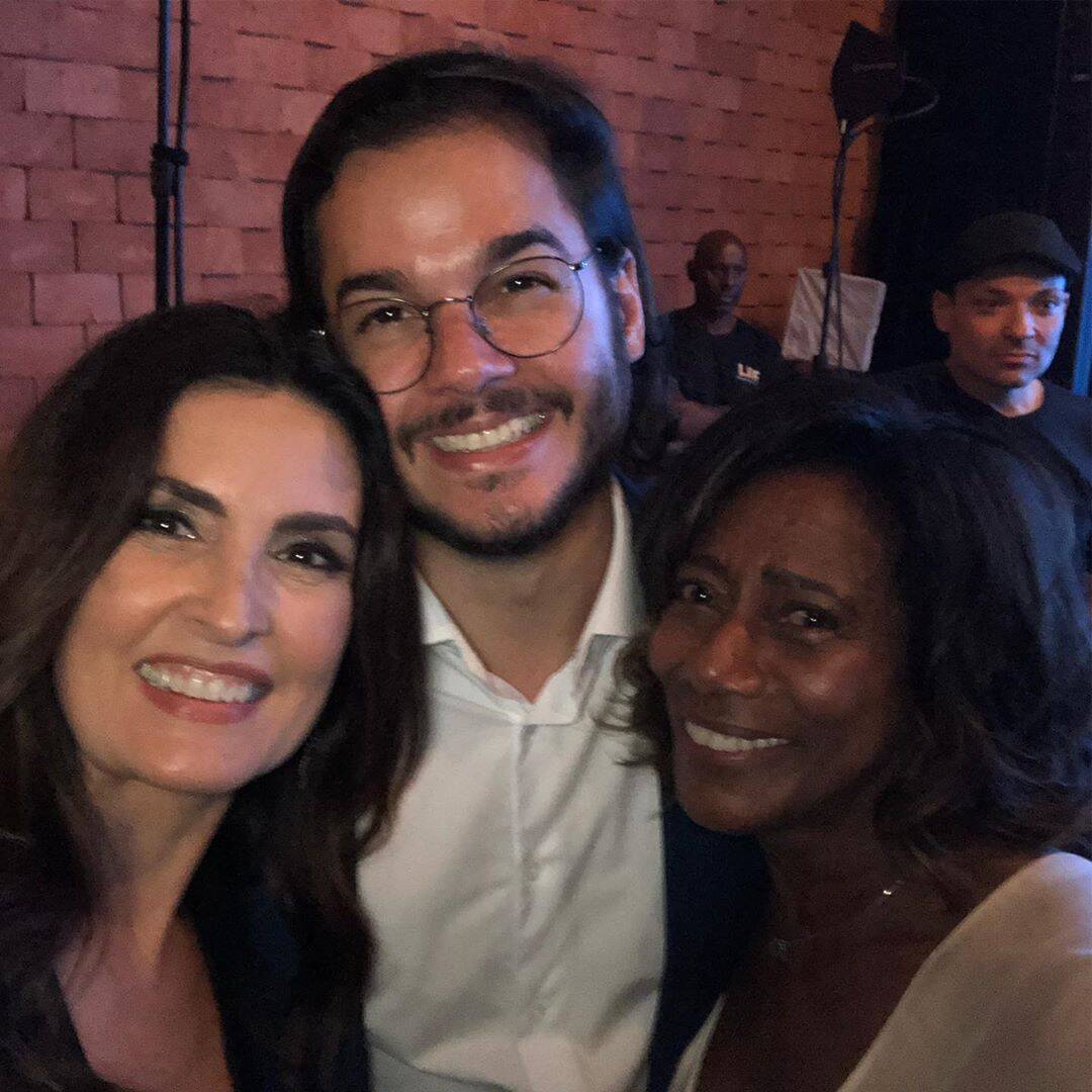Fátima Bernardes participa da festa de 50 anos do "Jornal Nacional". Foto: Reprodução/Instagram/@fatimabernardes