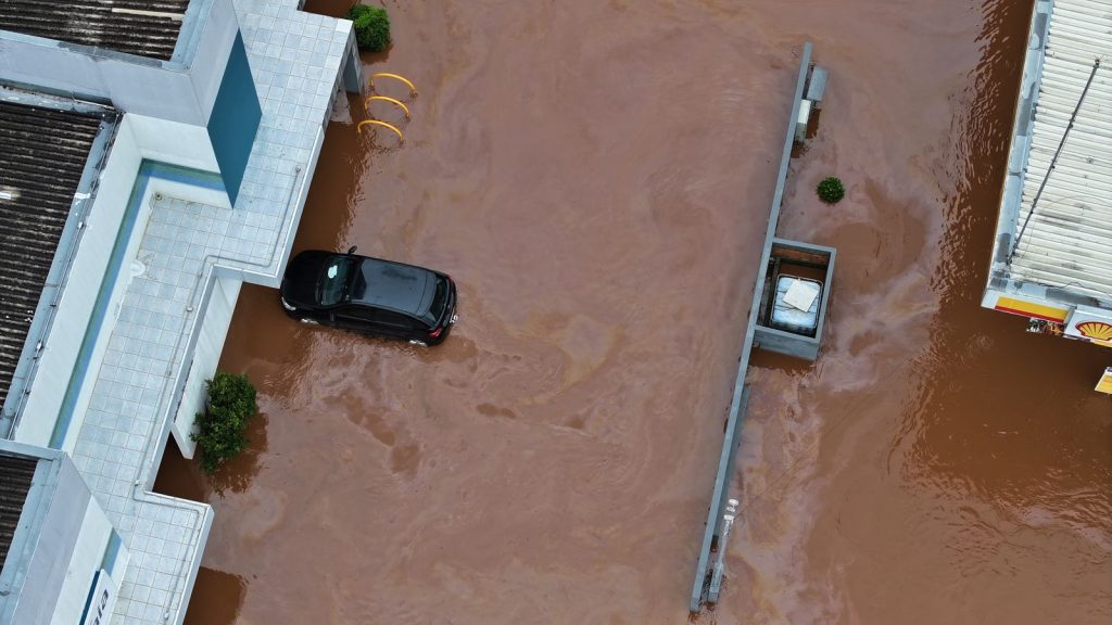 Ruas ficaram inundadas em Xanxerê