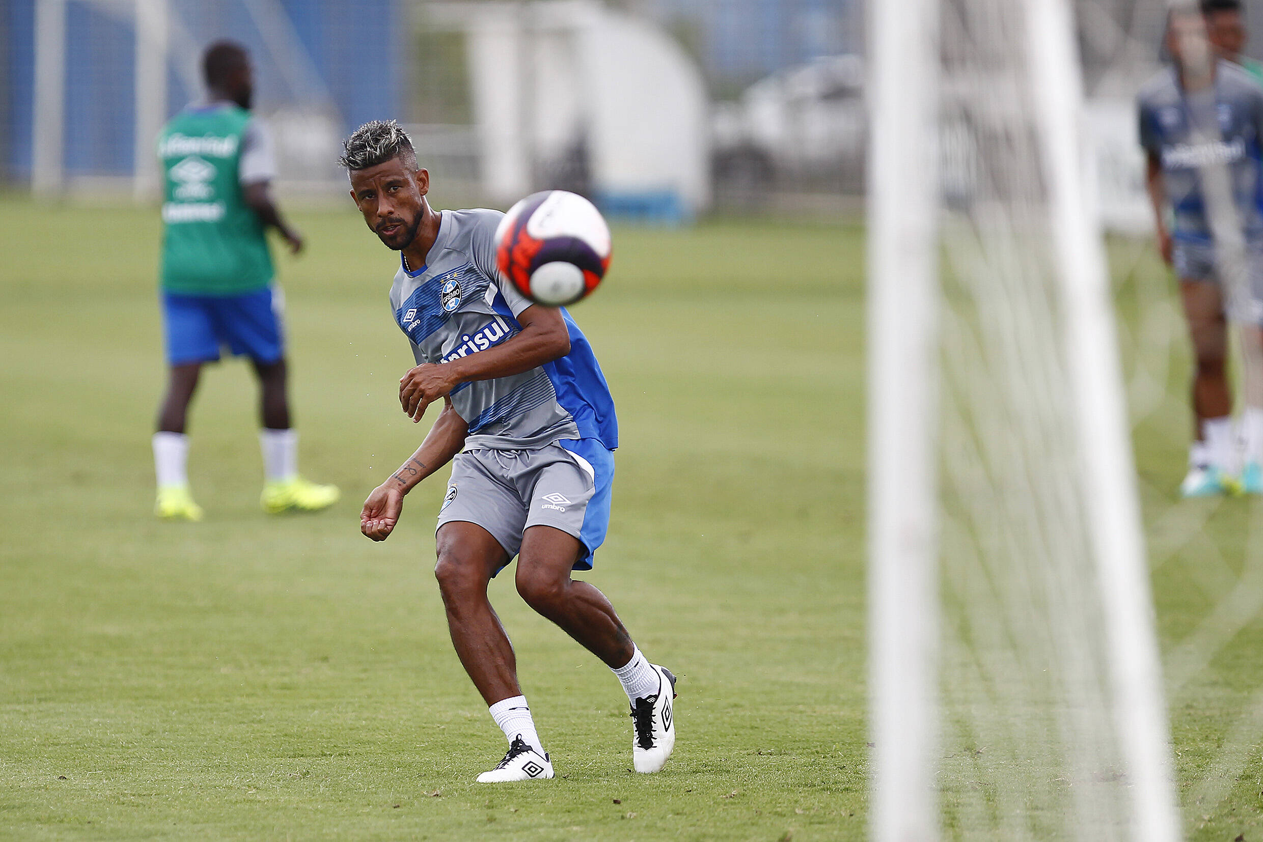 Léo Moura Lucas Uebel/Grêmio FBPA