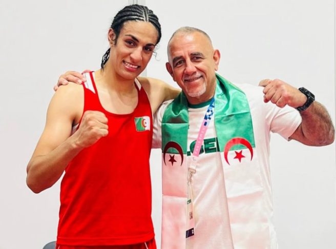 A Associação Internacional de Boxe (IBA) levantou preocupações sobre sua participação em competições femininas, mas o COI a mantém elegível, pois ela é oficialmente reconhecida como mulher. Reprodução: Flipar