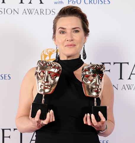 Além de cinco estatuetas do Globo de Ouro, ela tem no currículo um Oscar, dois Emmy, quatro Bafta (o “Oscar” do cinema britânico) e um Grammy. 

 Reprodução: Flipar