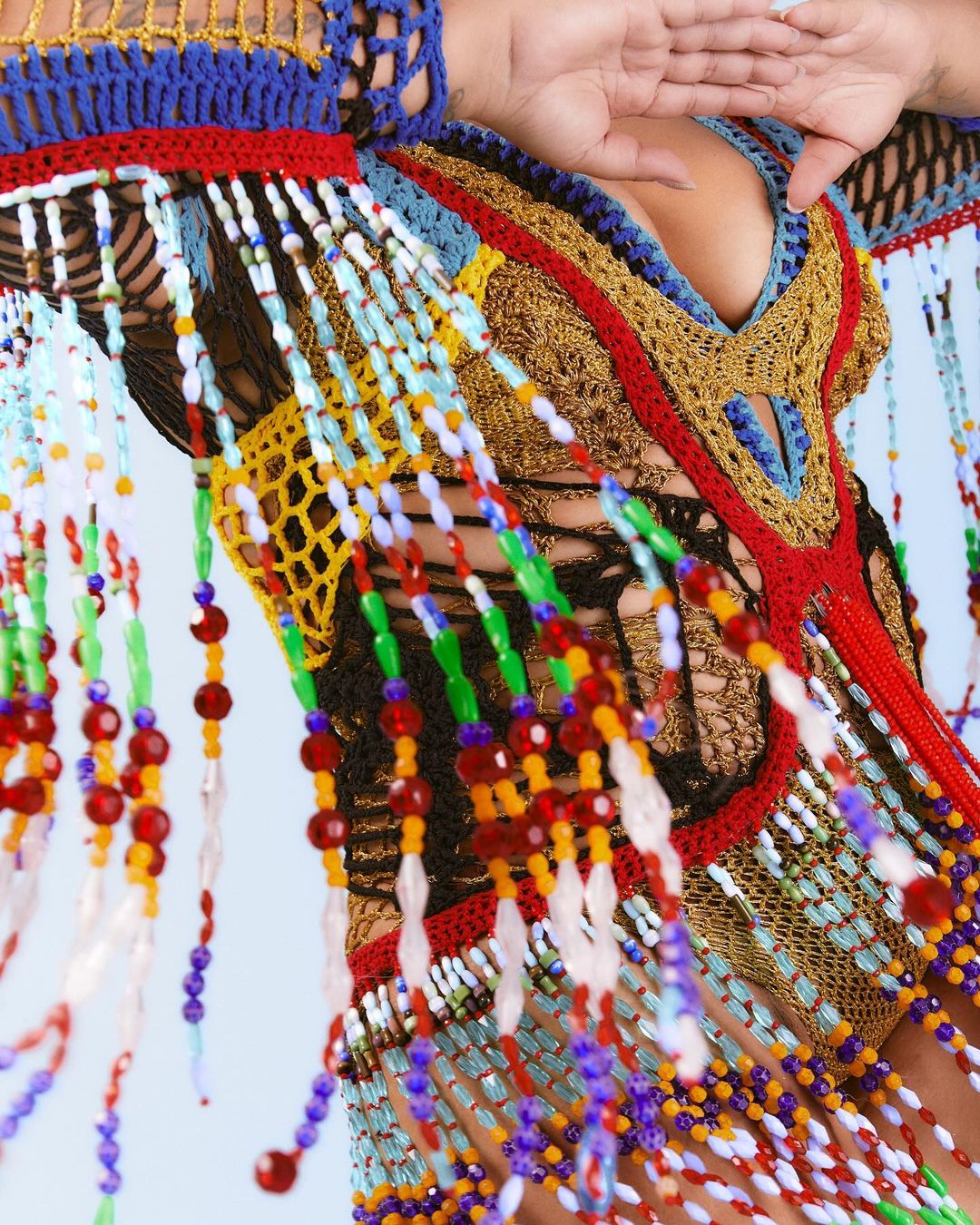 Preta Gil posa com look colorido em carnaval de Salvador Reprodução/Instagram - 08.02.2024