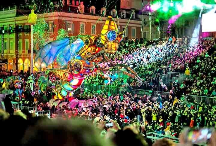 Nice, na França - O Carnaval é considerado o evento mais importante do inverno na região francesa da Côte D’Azur (Costa Azul). Ele ocorre durante 15 dias - em 2024, vai de 17 de fevereiro a 3 de março, por exemplo.  Reprodução: Flipar
