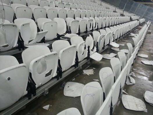 Palmeirenses quebraram 258 cadeiras no clássico com Corinthians. Foto: Jorge Nicola