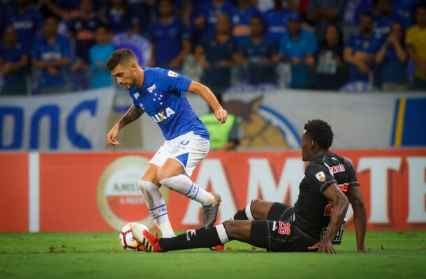 Fase de grupos da Copa Libertadores de 2018: Cruzeiro 0 x 0 Vasco, no Mineirão. O Cruzeiro, que tinha Arrascaeta como astro principal, avançou às oitavas como primeiro colocado da chave 5 e o Vasco ficou pelo caminho ao ficar em terceiro.