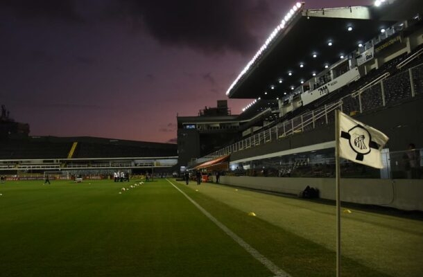 Estima-se que o Santos deverá ficar 24 meses sem o seu estádio. A tendência é que o clube remaneje suas partidas para São Paulo. - Foto: Ivan Storti / Santos FC