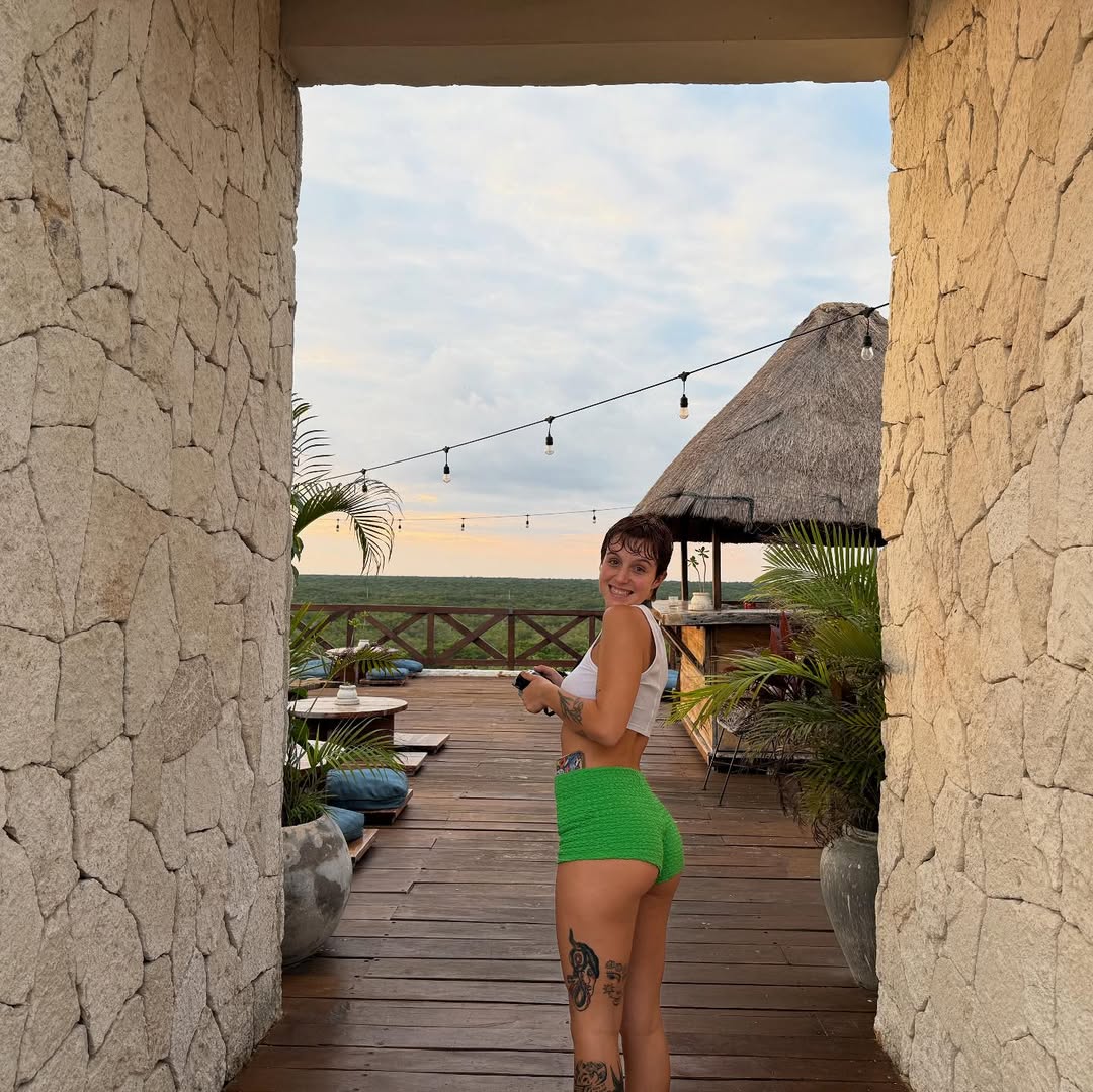 Bella Campos publica foto de biquíni nas férias: "Feliz no simples". Foto: Instagram