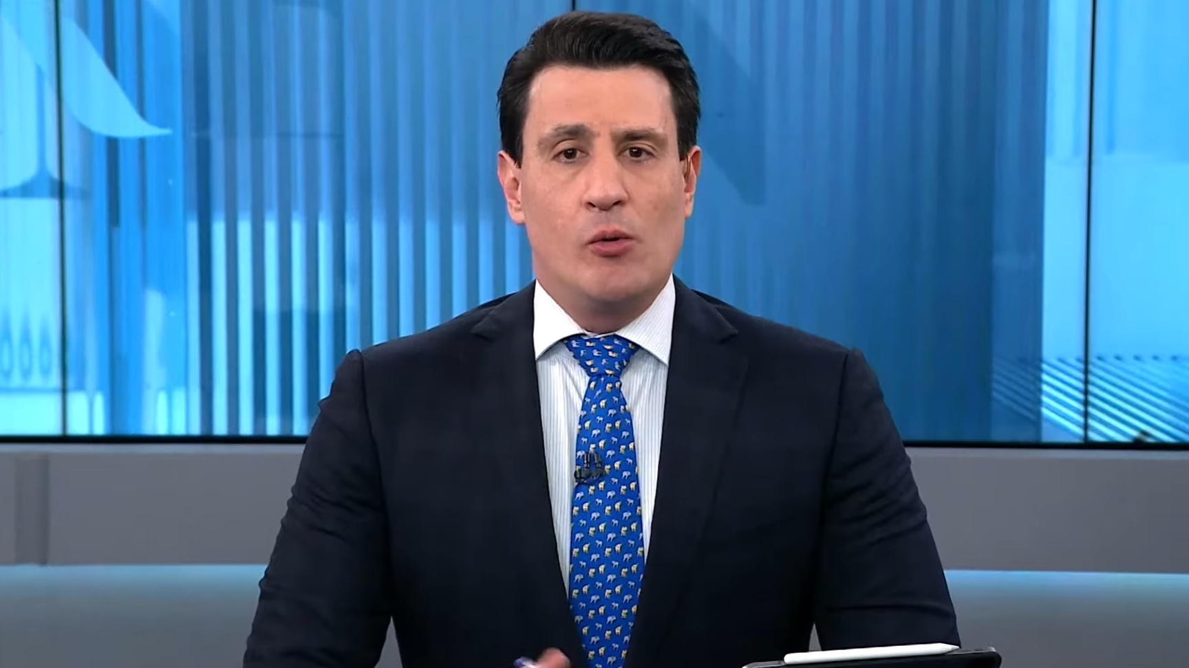 A juíza Admara Falante Schneider, da 40º Vara Cível, ordenou que Pavinatto retire das redes uma versão da música “Cálice” feita para atacar Alexandre de Moraes, ministro do STF.  Em caso de descumprimento, a multa é ded R$ 40 mil.
 Reprodução: Flipar