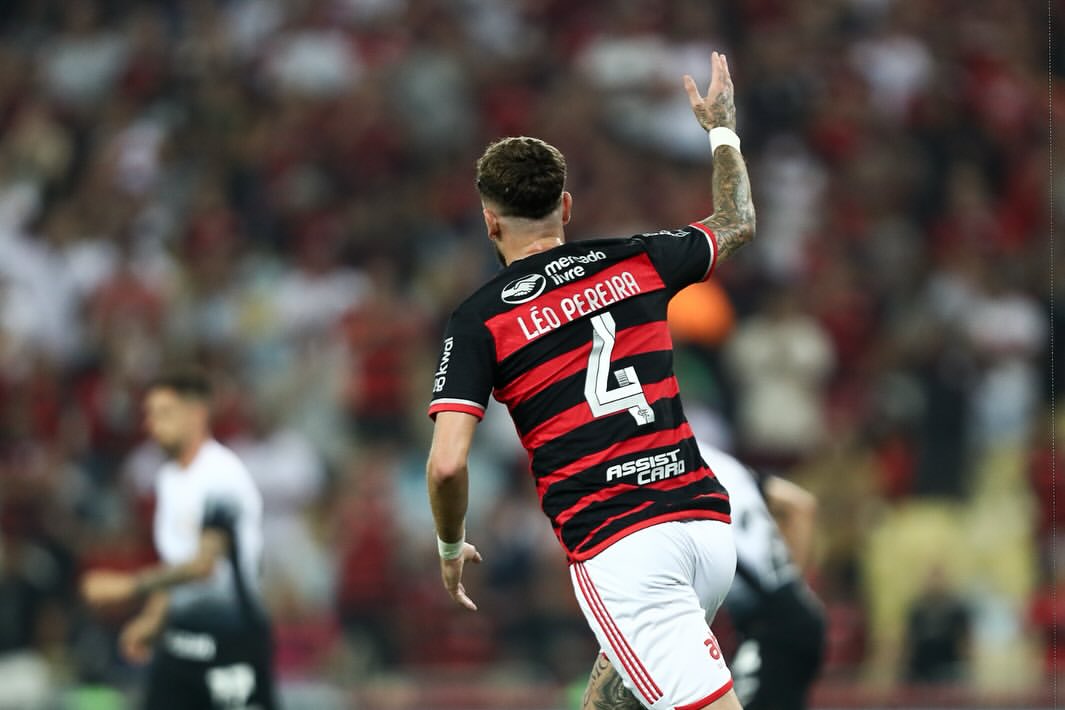 Flamengo x Corinthians Fotos: Gilvan de Souza e Marcelo Cortes/ CRF