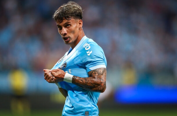 FERREIRA - Movimentou-se bem, como sempre, pelo lado esquerdo. No entanto, não esteve em tarde inspirada e errou muito - Nota 5,0 - Foto: Lucas Uebel/Gremio FBPA