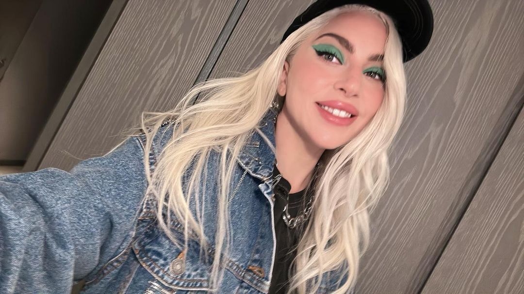 No próximo dia 3 de maio, um sábado, a Praia de Copacabana receberá show gratuito da popstar Lady Gaga, nos moldes do que aconteceu com Madonna em 2024. 
 Reprodução: Flipar