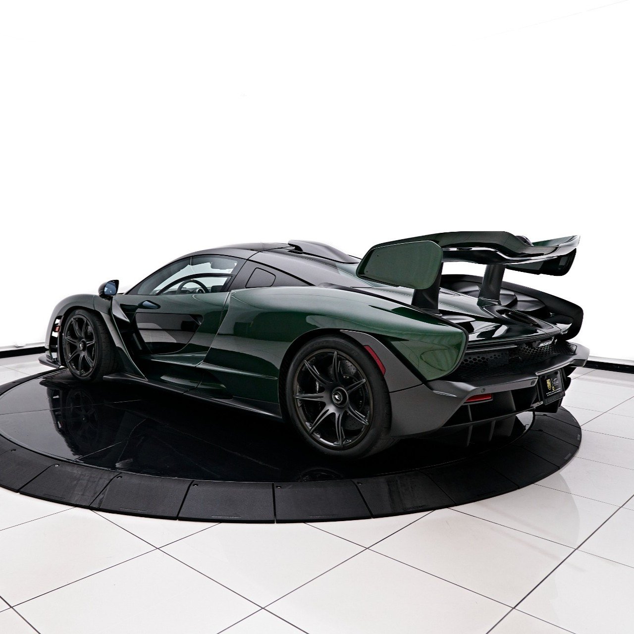 McLaren Senna Kiwi Divulgação