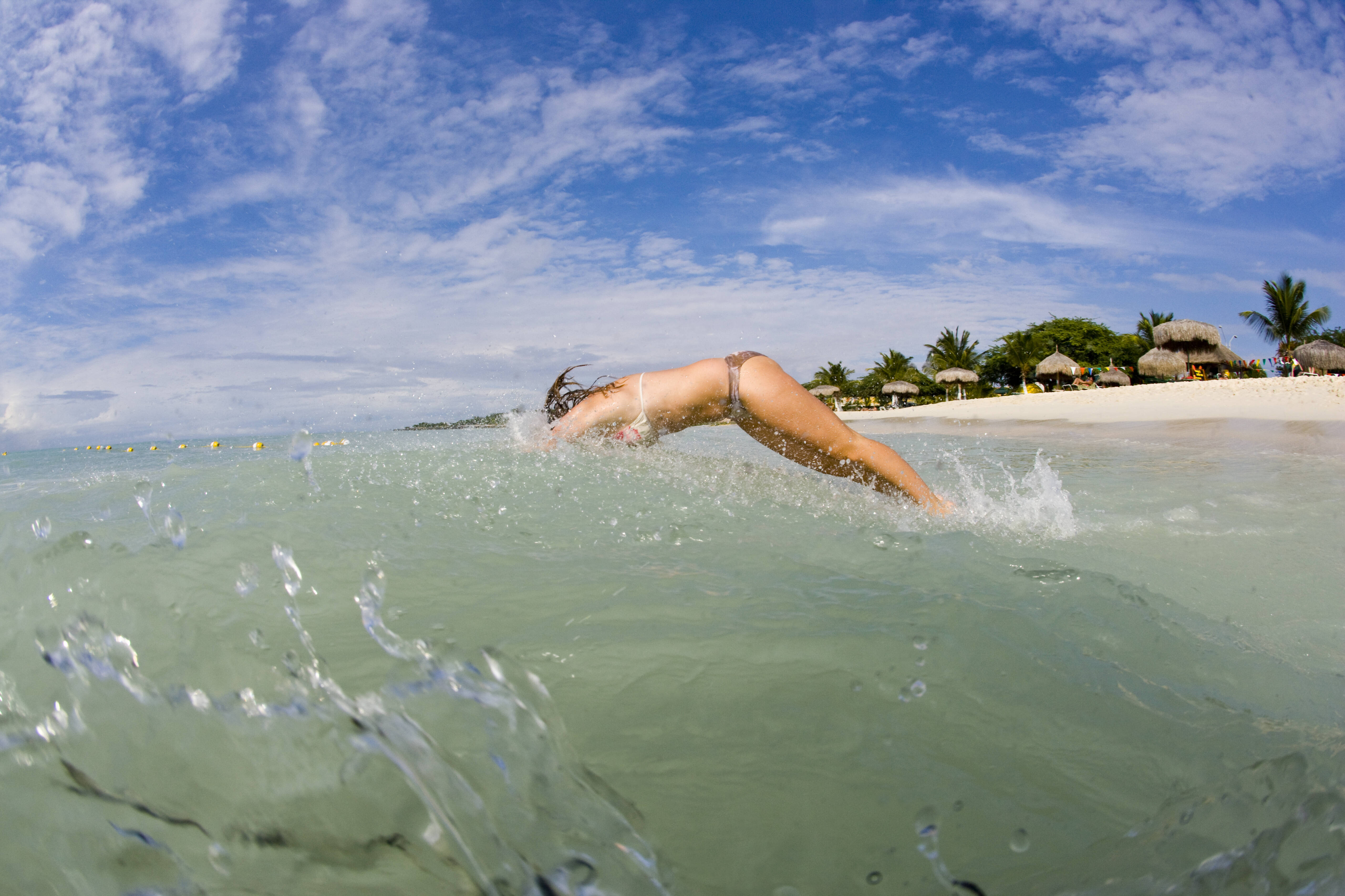 Aruba tem praias paradisíacas e infraestrutura ao gosto norte-americano. Foto: Getty Images