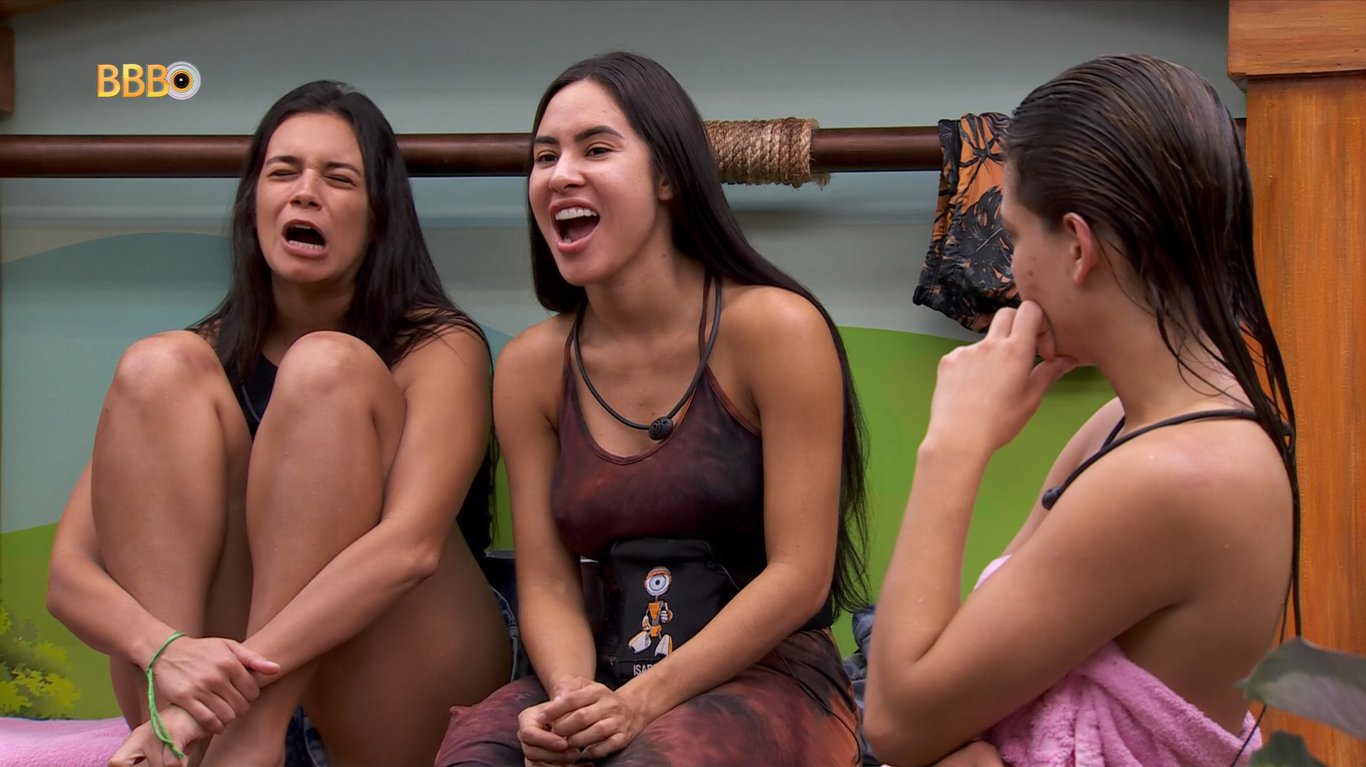 Alane, Isabelle e Beatriz no 'BBB 24' Reprodução/Globo - 30.03.2024