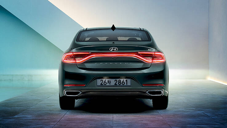Hyundai Azera 2017. Foto: Divulgação