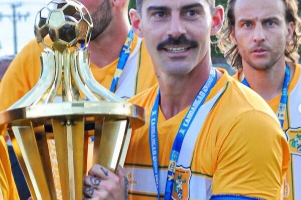 Radamés tem 37 anos e seu último clube foi o Brasiliense. Ele deixou a equipe em agosto depois da eliminação para o mineiro Athletic Club na segunda fase da Série D. - Foto: Reprodução/Instagram/Radamés Martins