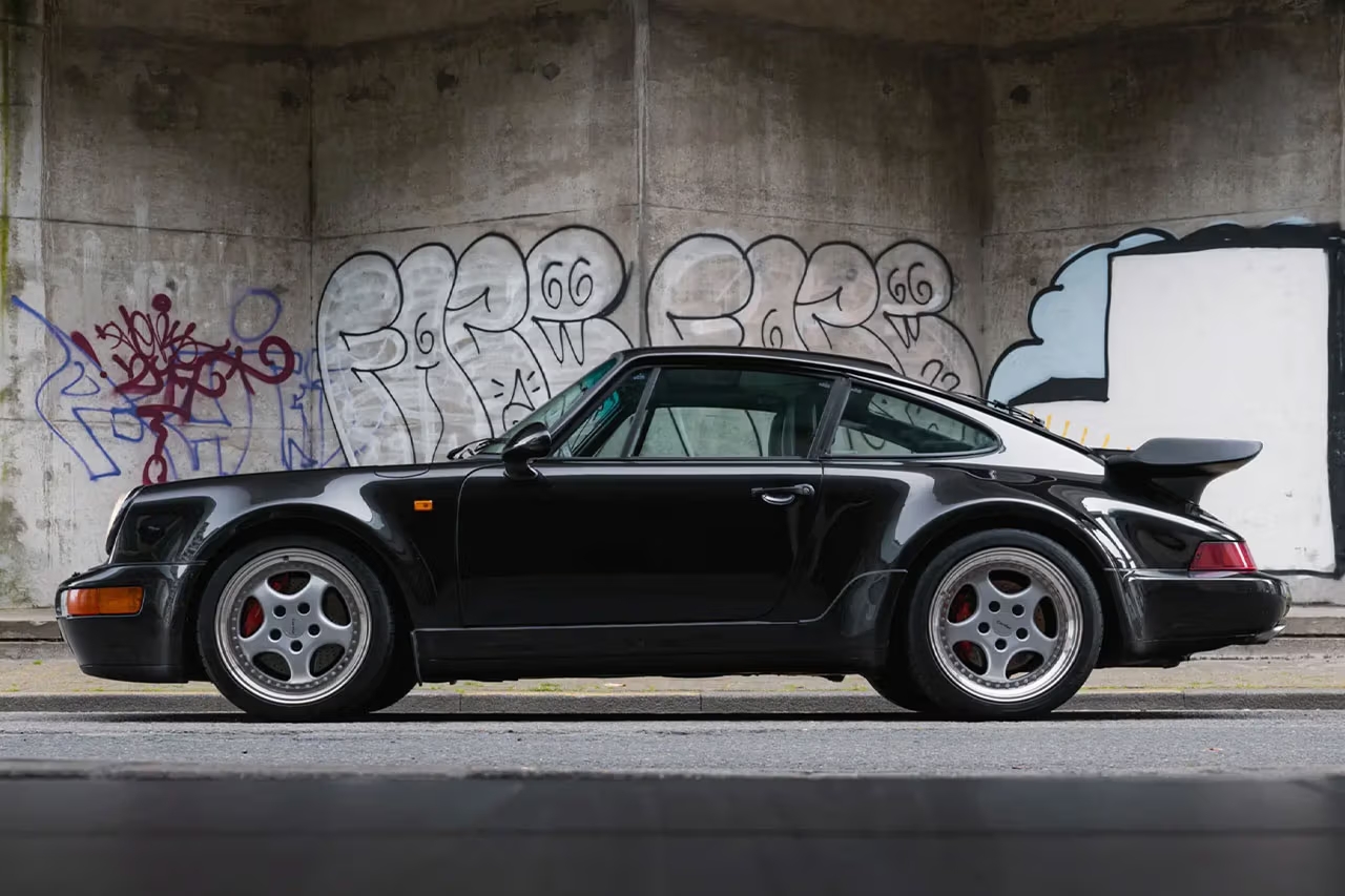 Porsche 911 Turbo 3.6 Reprodução/RM Sotheby's