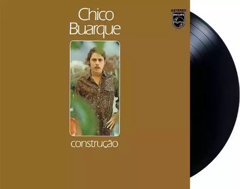 Entre os mais importantes está “Construção”, de 1971, com faixas compostas entre o período de exílio na Itália e o retorno para o Brasil. O álbum aparece na terceira colocação em eleição dos cem maiores discos da música brasileira da revista Rolling Stones. 

 Reprodução: Flipar