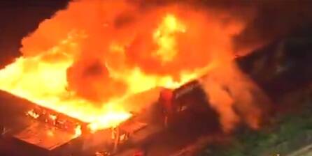 Restaurante incendiado visto de cima. Foto: Reprodução/Twitter