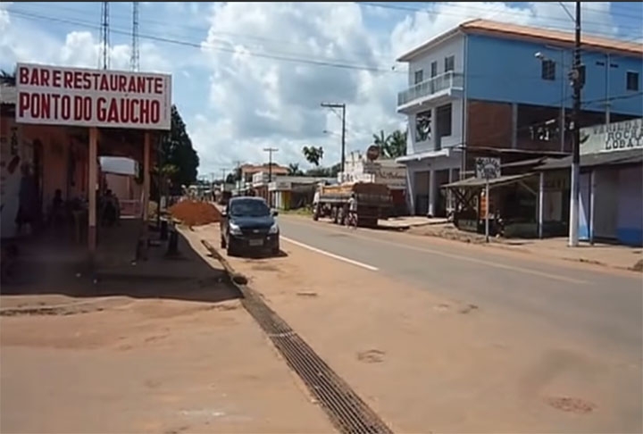 Tartarugalzinho (Amapá) - Cidade com 17.500 habitantes numa área de 6.700 km², a 230 km de distância da capital Macapá. Reprodução: Flipar