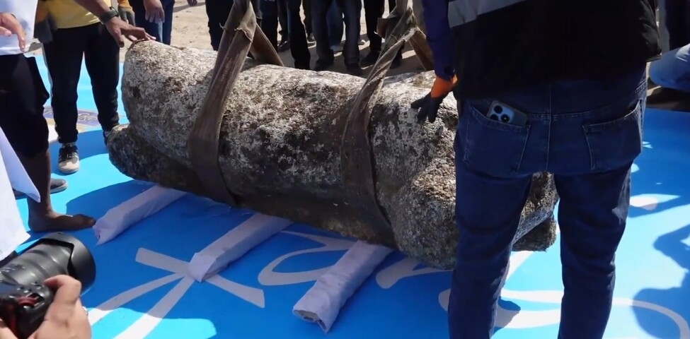 A torre, aliás, está desaparecida há cerca de 1.600 anos. As estruturas ficaram preservadas no fundo do porto, na área portuária da cidade egípcia, após o colapso do farol, provocado por terremotos sucessivos entre os séculos XIII e XIV. Reprodução: Flipar