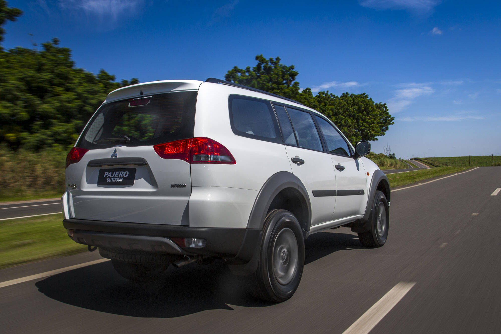 Mitsubishi Pajero Outdoor. Foto: Divulgação/Mitsubishi