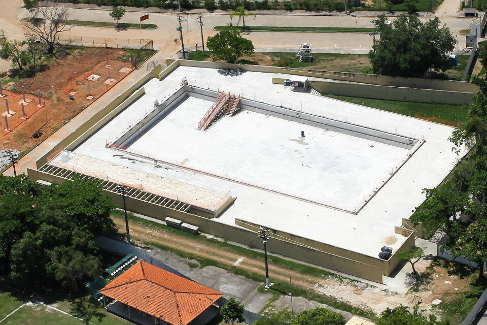 Obras do centro aquático do pentatlo moderno, em março de 2015, localizado no Complexo Esportivo de Deodoro. Foto: Divulgação/Rio 2016