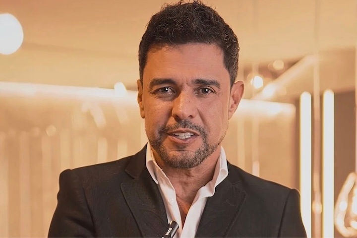 O sertanejo havia manifestado publicamente seu descontentamento com a presença do presidente Lula e do ministro do STF Alexandre de Moraes no evento de lançamento do portal SBT News.. Foto: Reprodução: Flipar